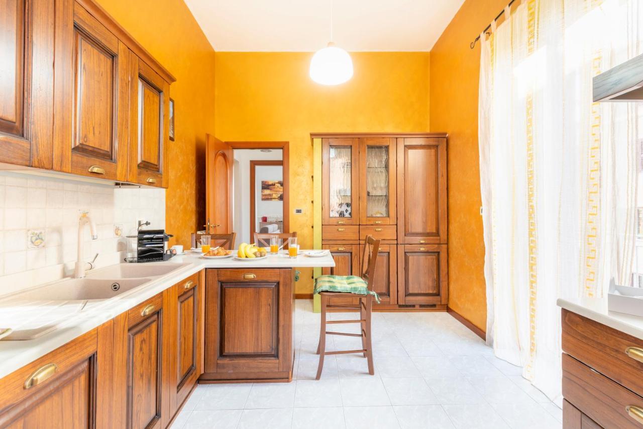 Apartamento Hostly - Domus Happya - Dream In The Appia Antica Park Roma Exterior foto