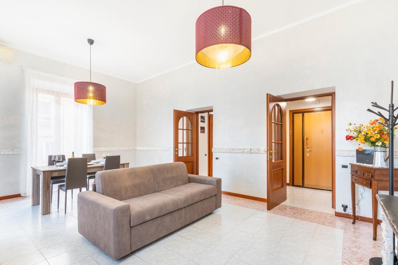 Apartamento Hostly - Domus Happya - Dream In The Appia Antica Park Roma Exterior foto