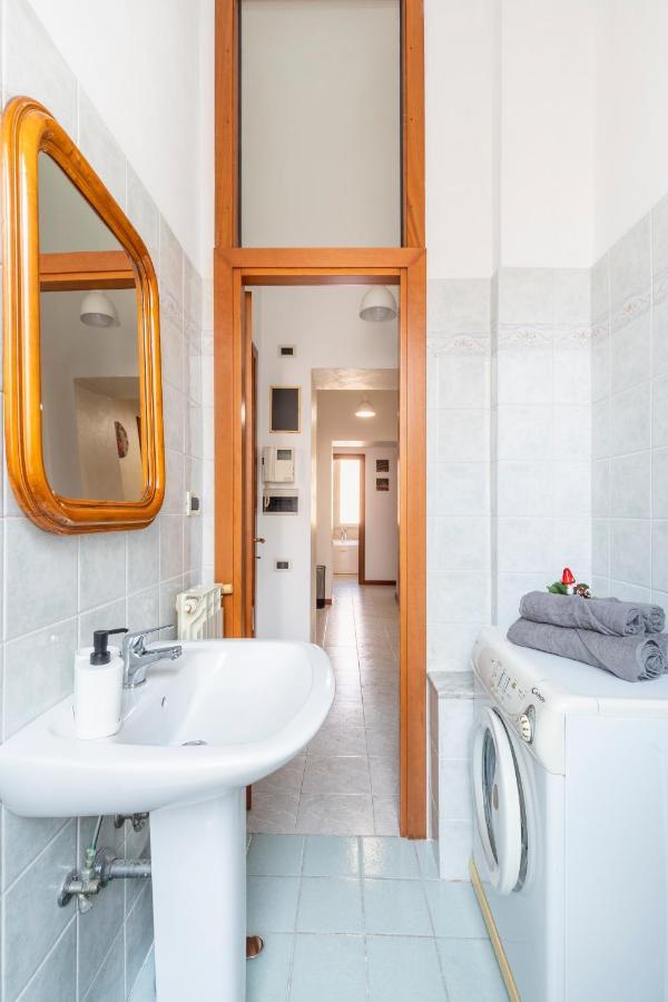 Apartamento Hostly - Domus Happya - Dream In The Appia Antica Park Roma Exterior foto